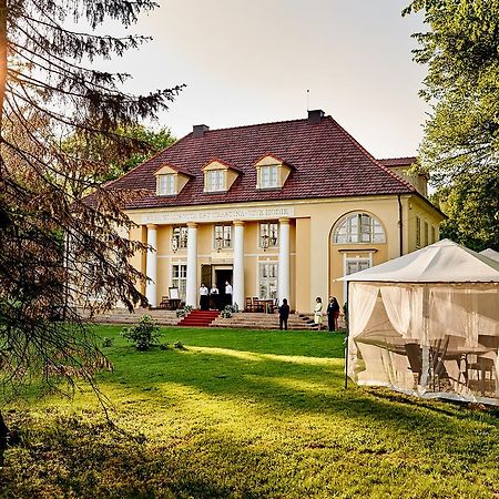 Palac Bazantarnia Pszczyna Kültér fotó